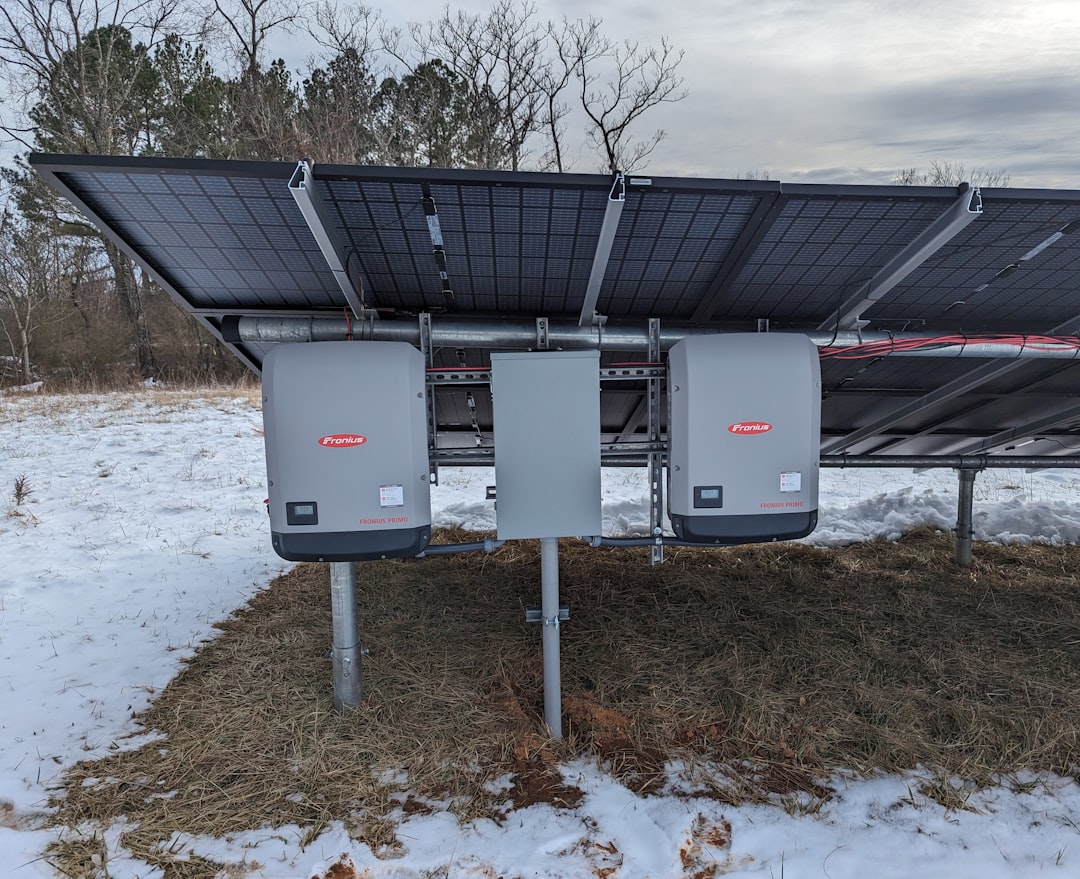 solar panel array rooftop installation, off-grid battery bank setup