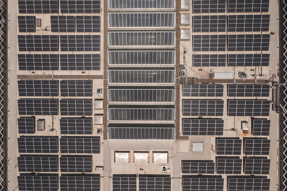 solar panel efficiency comparison brands chart 2025